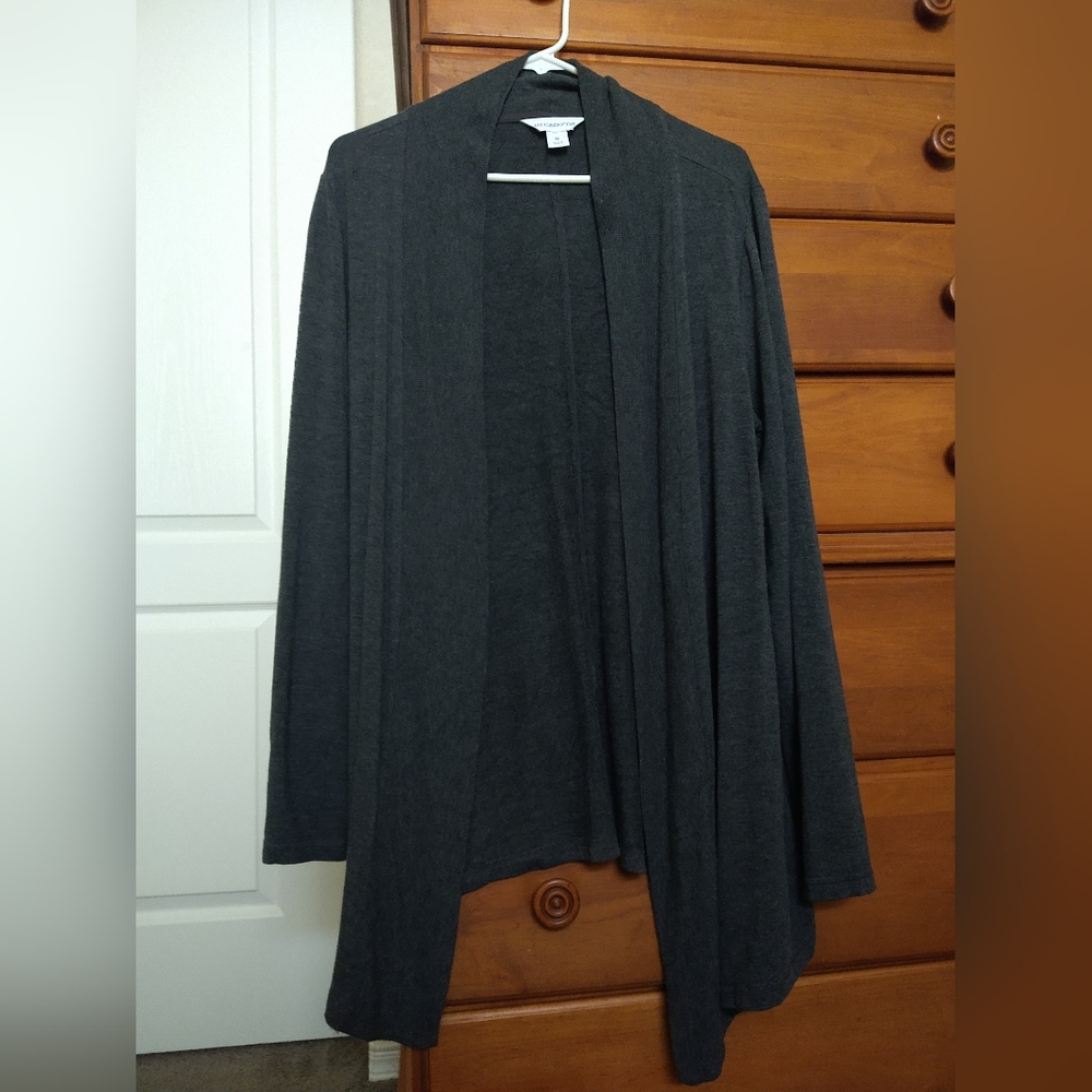 Liz Claiborne Gray Cardigan Sweater